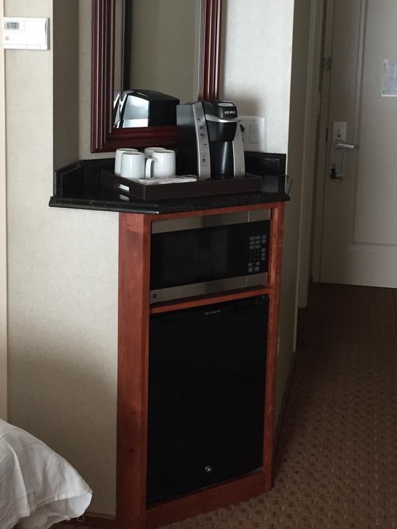 Town & Country Inn And Suites Чарлстон Екстер'єр фото